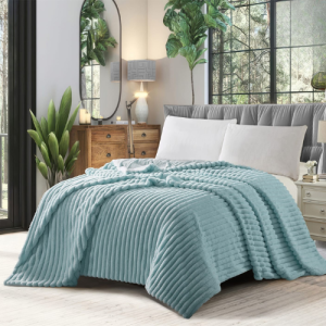 Simon Baker - Ribbed Faux Fur Blanket - Marine
