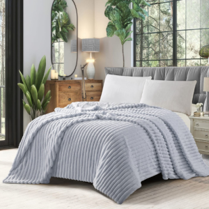 Simon Baker - Ribbed Faux Fur Blanket - Platinum